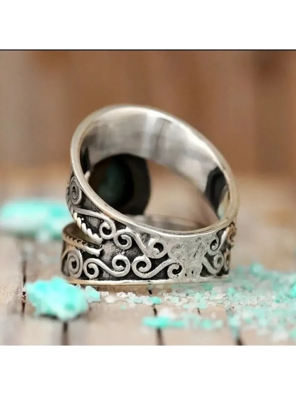 Vintage Style Chunky Band Ring Inlaid Turquoise Jewelry